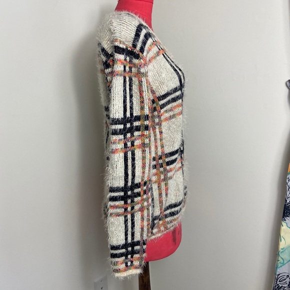 Mono B Fuzzy Sweater (M) - Picture 2 of 8